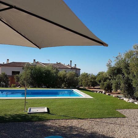 Apartamentos Rurales La Dehesa Del Acebuche Jaén Exterior foto