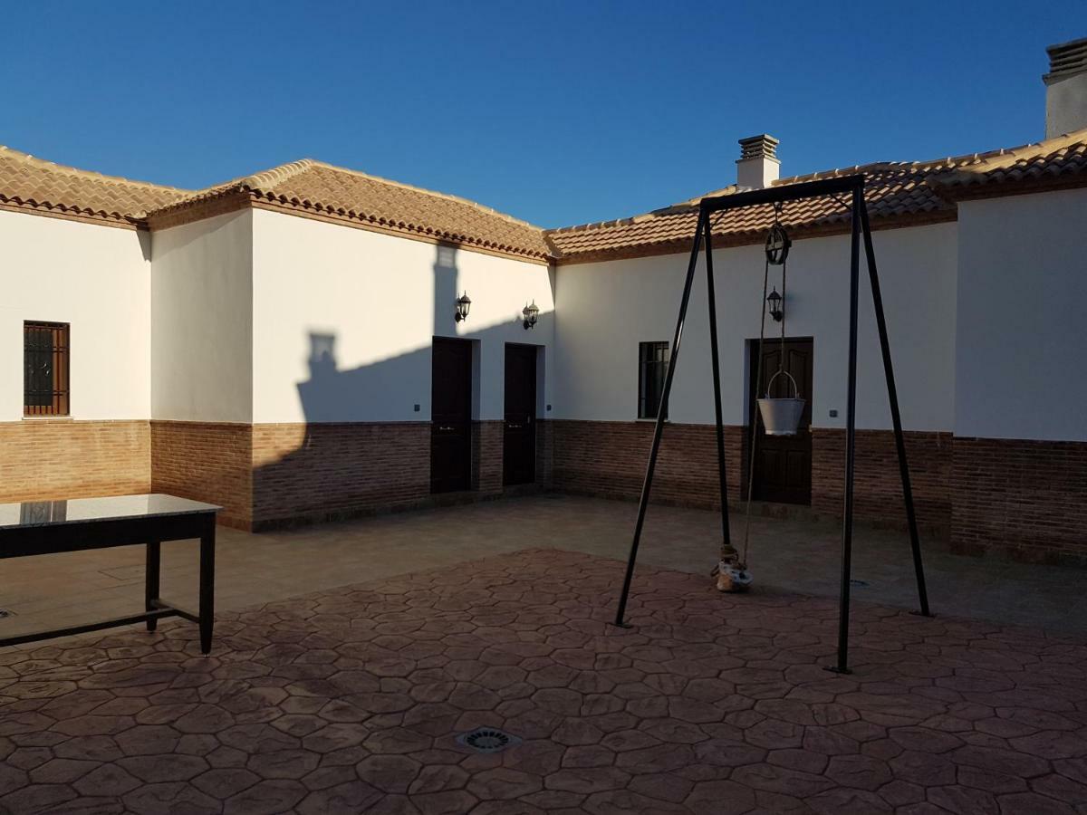 Apartamentos Rurales La Dehesa Del Acebuche Jaén Exterior foto