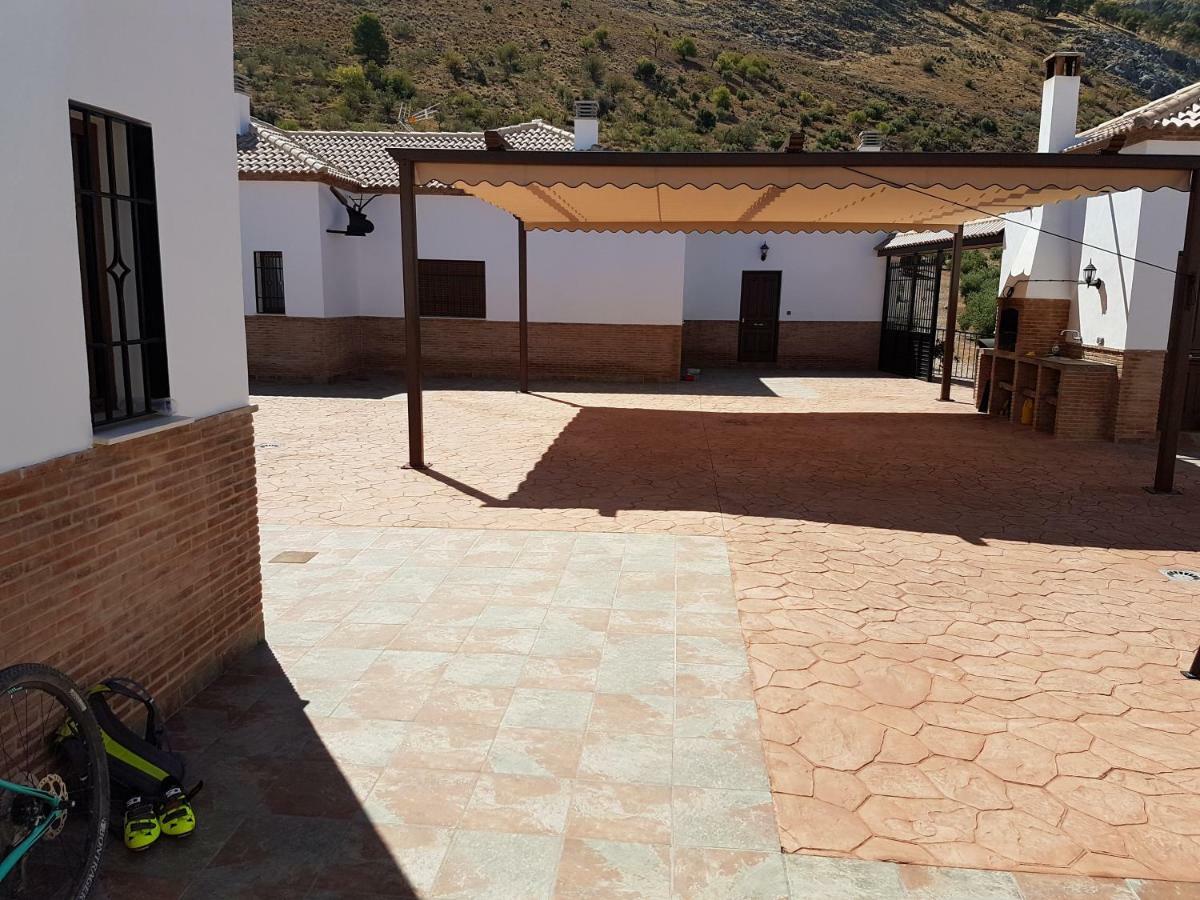 Apartamentos Rurales La Dehesa Del Acebuche Jaén Exterior foto