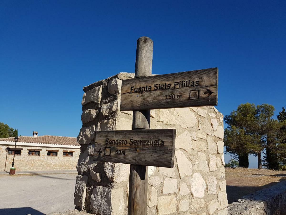 Apartamentos Rurales La Dehesa Del Acebuche Jaén Exterior foto